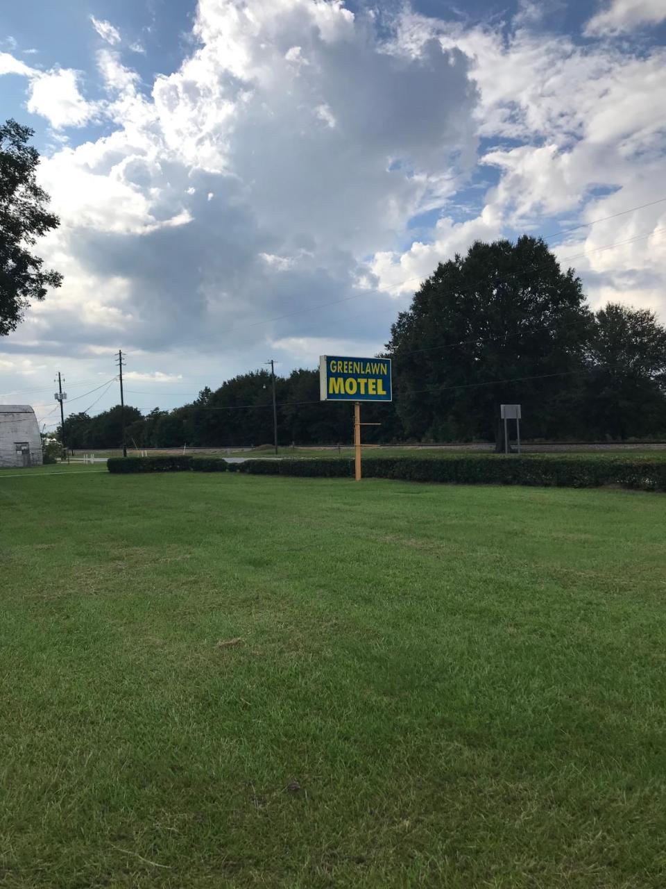 Greenlawn Motel Atmore Buitenkant foto