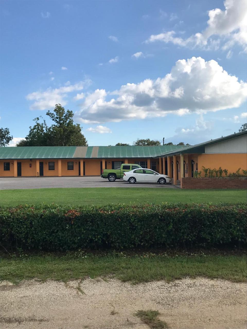 Greenlawn Motel Atmore Buitenkant foto