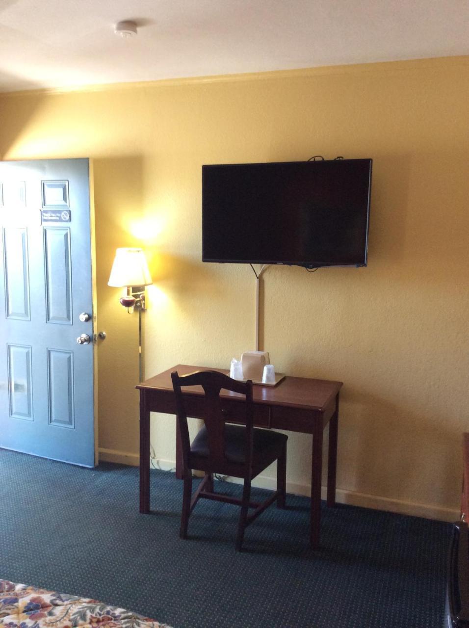 Greenlawn Motel Atmore Buitenkant foto
